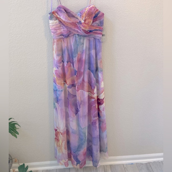 Eliza J NWT strapless sparkly gown. Size 8 - Picture 3 of 7